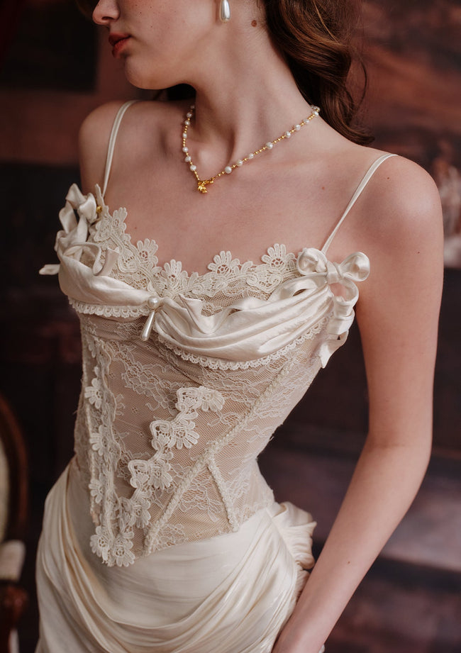 "Ribbon of Venus" Corset Hover Image