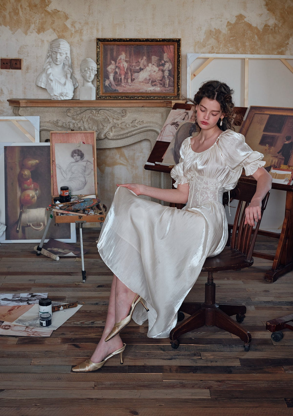 "Du cocon au papillon" Corset Dress