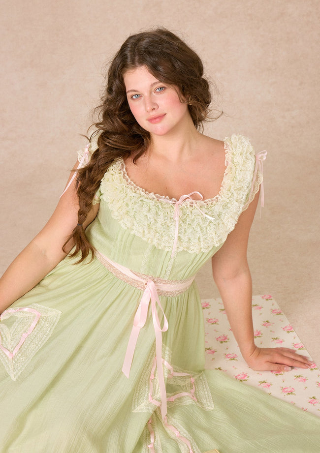 Curve&Plus Green Kite Dress Hover Image