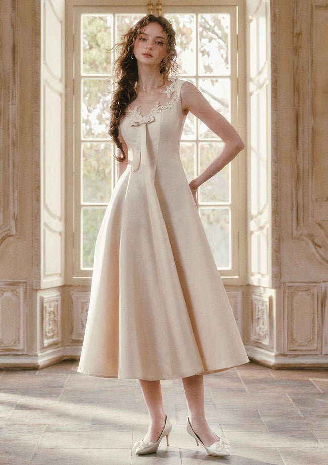 Castle Vow Dress （White） Hover Image