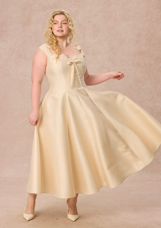 Curve&Plus Castle Vow Dress （White） Hover Image
