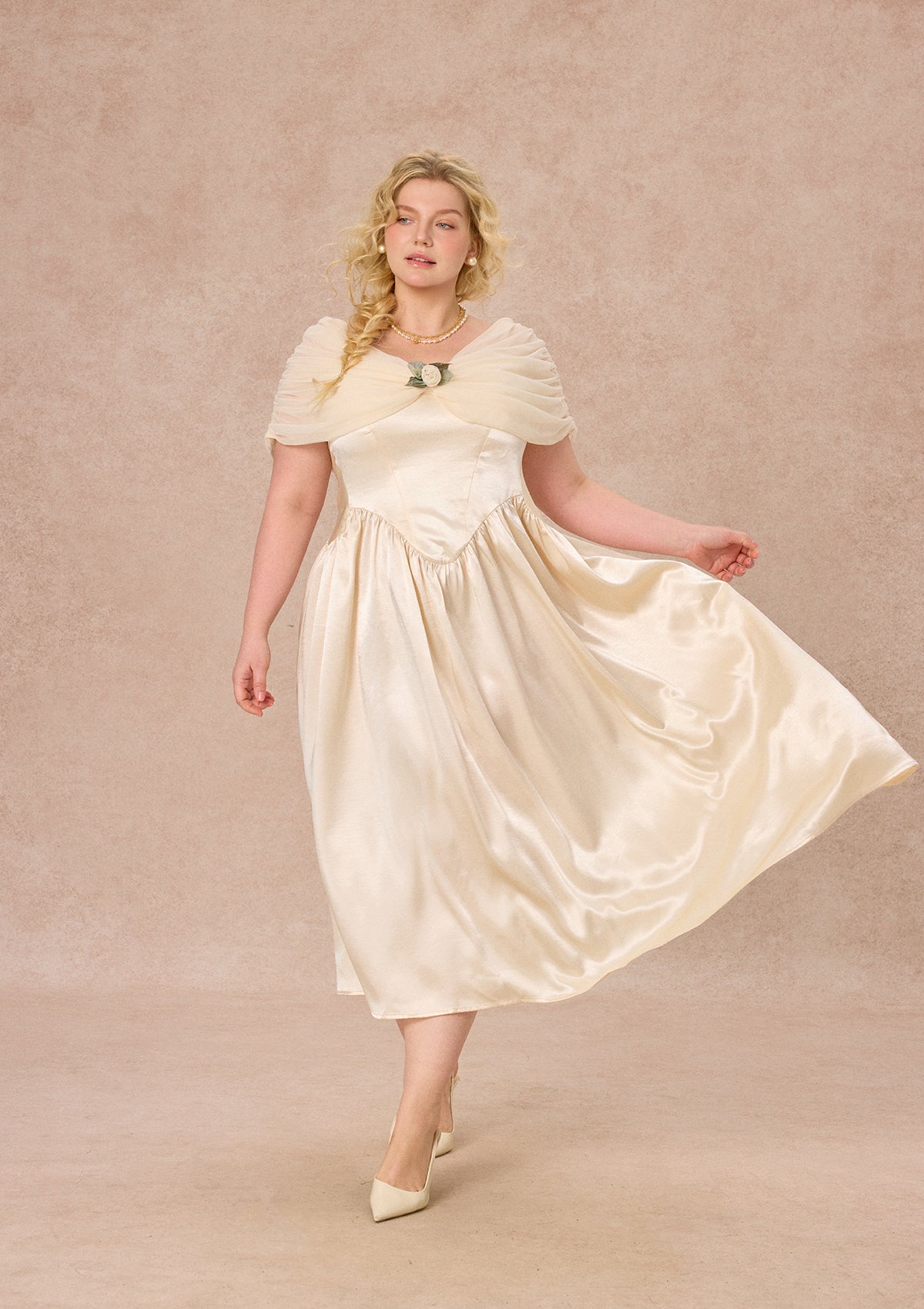 Curve&Plus Pure White Glass Dream Dress