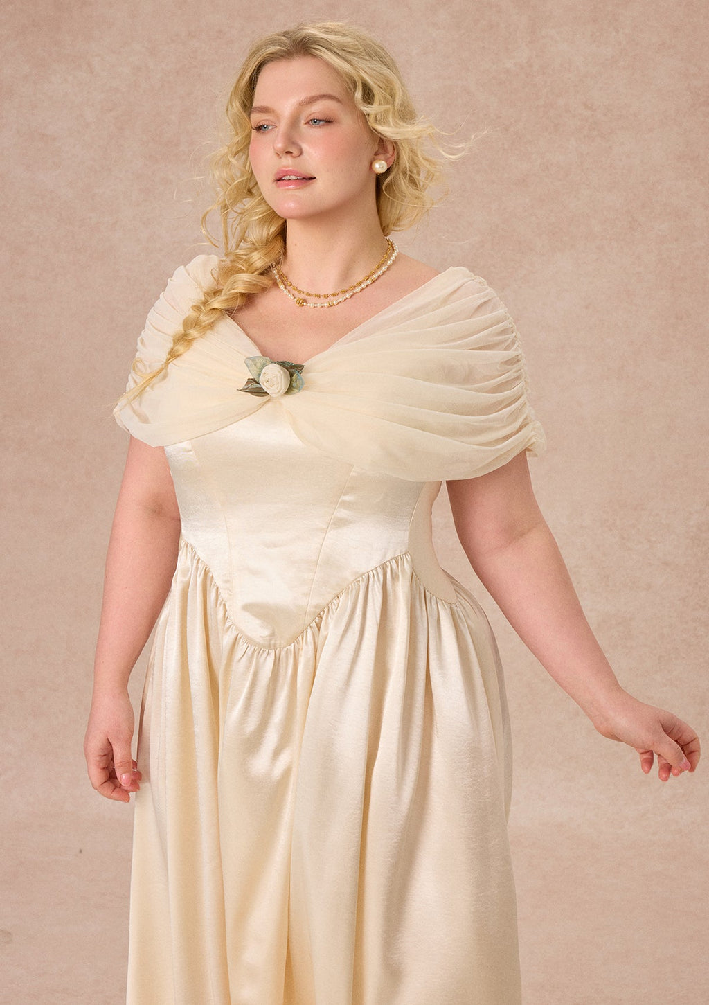 Curve&Plus Pure White Glass Dream Dress