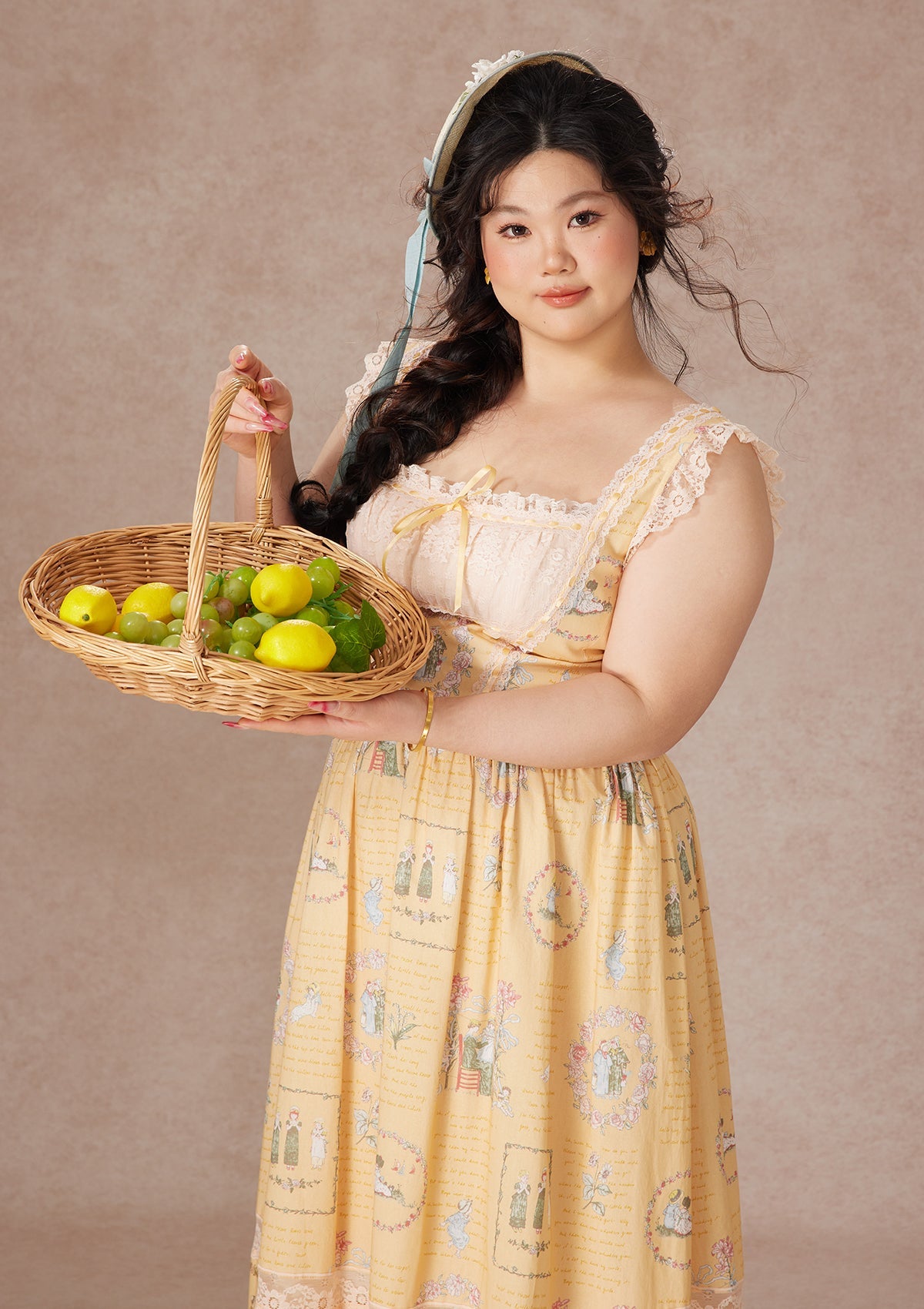 Curve&Plus Honey-Gathering Girl Dress