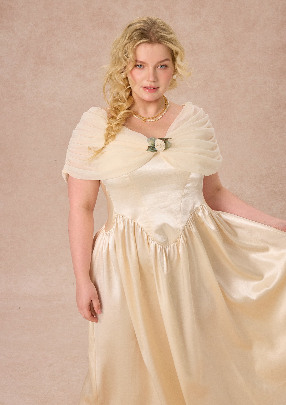 Curve&Plus Pure White Glass Dream Dress