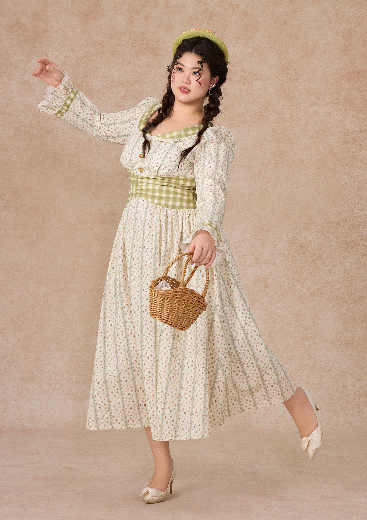 Curve & Plus Windsor Gardens Dress