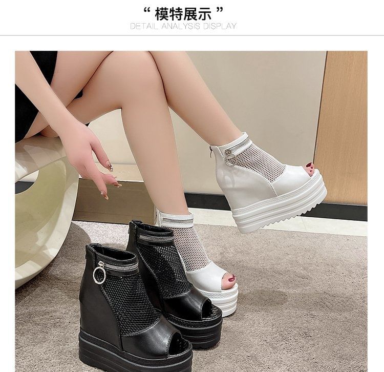 Platform Hidden Wedge Mesh Sandals