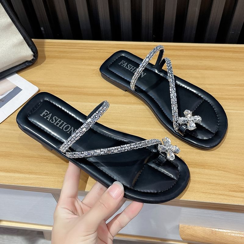 Rhinestone Loop Toe Sandals