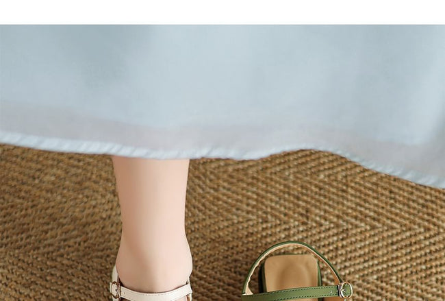 Square-Toe Buckled Sandals Main Image