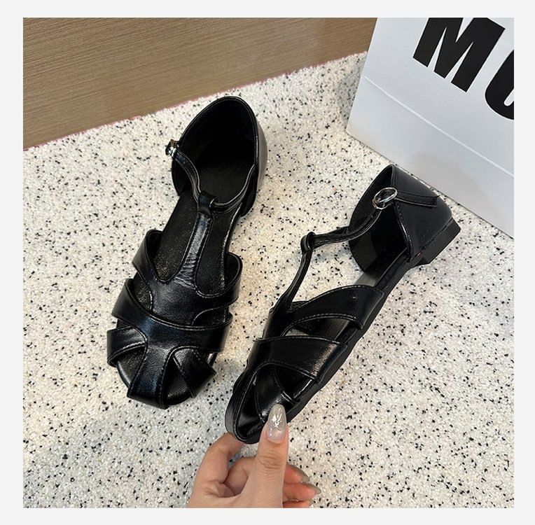 Cut Gladiator Sandals Low