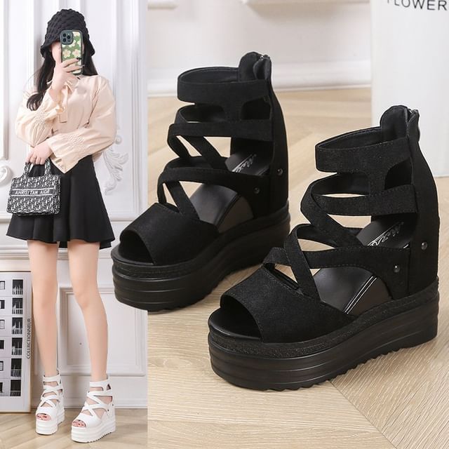 Plain Platform Wedge Sandals Hover Image