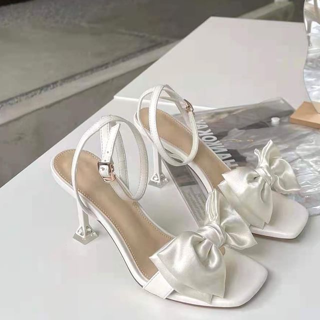 Accent Heel Bow High Sandals Hover Image