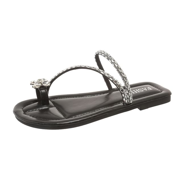 Rhinestone Loop Toe Sandals
