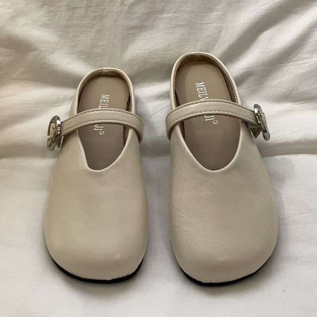 Low Heel Hoop Accent Mary Jane Mules